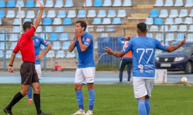 Jucătorii Farului au irosit şansa de a urca în clasament