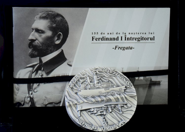 Fregata "Regele Ferdinand", prima navă de război a României pe o medalie emisă de statul român