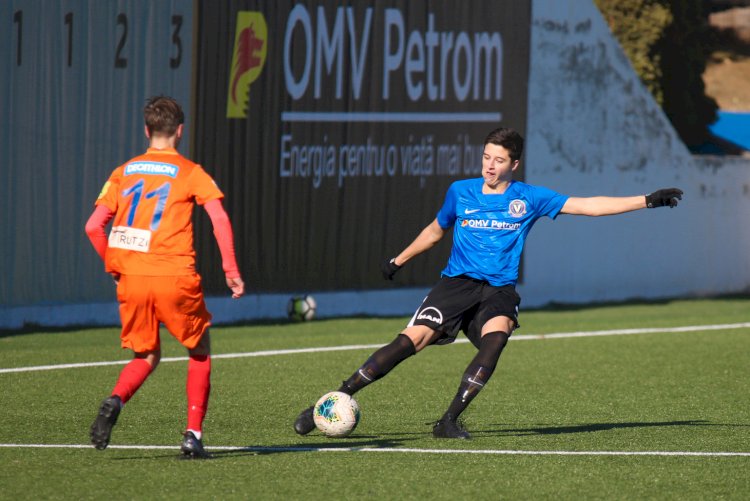 Fotbal/Etapa 9  Rezultate  Juniori U17