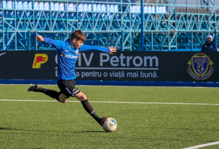 Fotbal/Etapa 9  Rezultate  Juniori U17