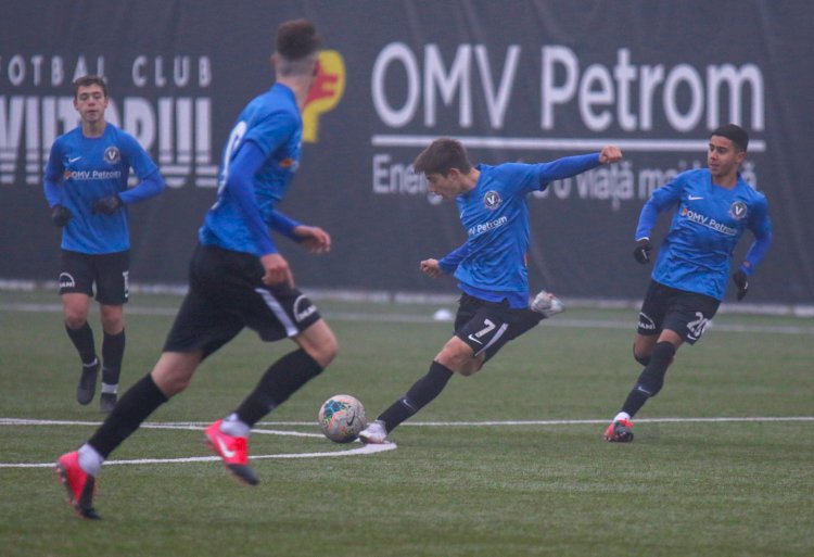 Juniorii U19 și U17 de la FC Viitorul au încheiat anul pe primul loc