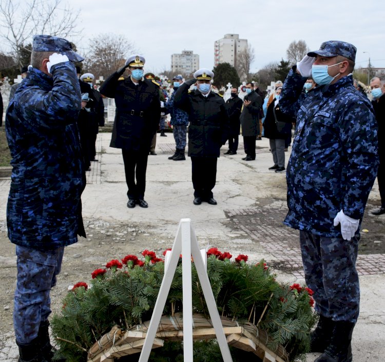 Ceremonii militare și religioase la Cimitirul Eroilor Revoluției din Constanța