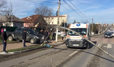 Un șofer iresponsabil foarte aproape sa provoace o tragedie!
