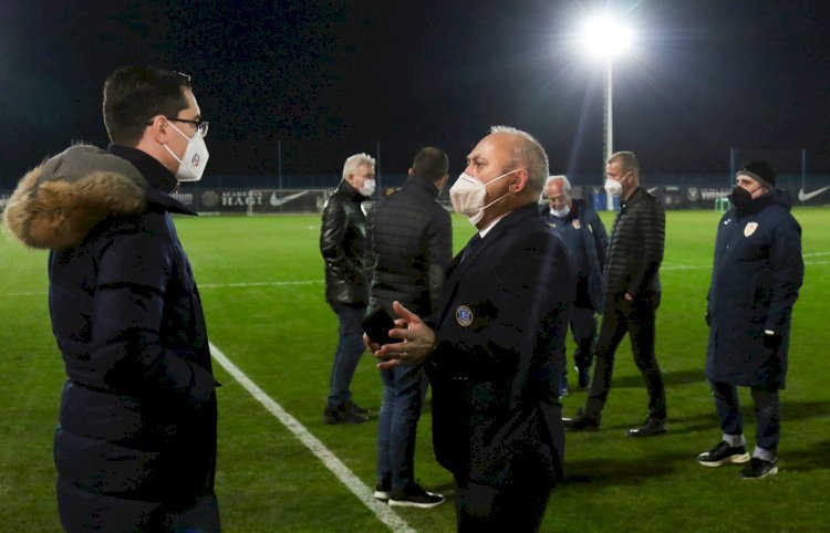 Fotbal-Răzvan Burleanu în vizită la Complexul Academiei de Fotbal Gheorghe Hagi.