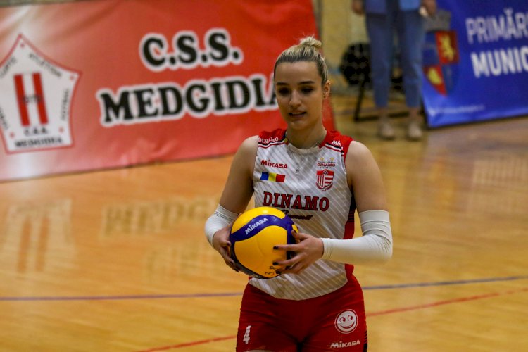 Volei feminin/Înfrângere pentru voleibalistele de la CS Medgidia în duelul cu Dinamo