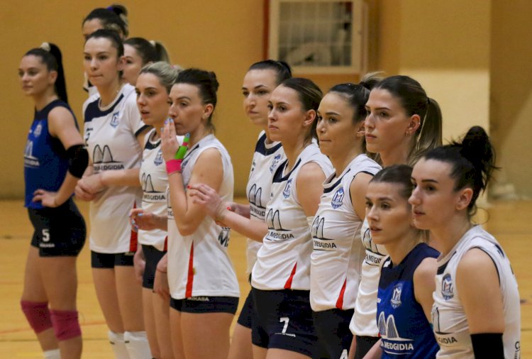 Volei feminin/Înfrângere pentru voleibalistele de la CS Medgidia în duelul cu Dinamo