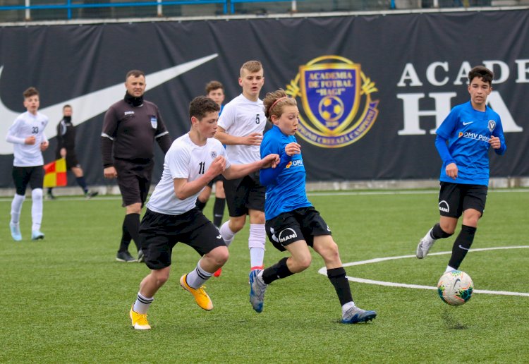 Fotbal/Șase amicale disputate miercuri de echipele Academiei Hagi