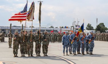 Premierul Nicolae Ciucă: „Sunt foarte bucuros să fiu astăzi la baza militară Mihail Kogălniceanu, un punct foarte important de descurajare și apărare a flancului estic al NATO''.