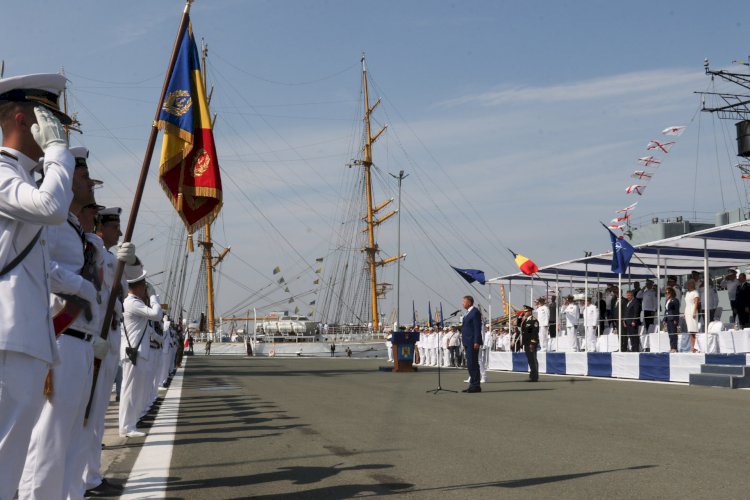 Klaus Iohannis :,,Mă bucur că suntem iar împreună pentru a celebra această mare sărbătoare, Ziua Marinei Române''
