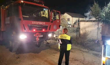 Un incendiu a izbucnit în localitatea Poiana