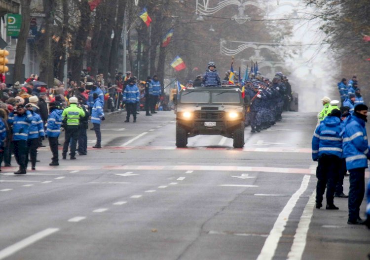 La mulți ani,România! La mulți ani români de pretutindeni!