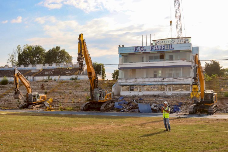 Demolarea stadionului „Gheorghe Hagi”