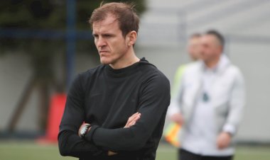 Costin Lazăr este antrenorul Gloriei Băneasa