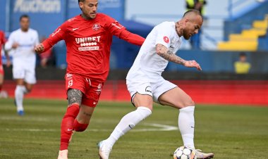 AliBack! Denis a revenit la Farul