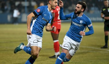 Superliga, etapa a 5-a: Farul întâlneşte UTA în derby-ul de clasament al etapei