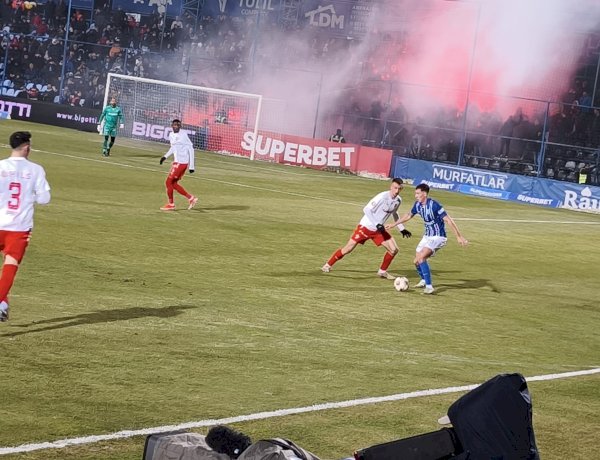 Superliga, Etapa 25: Farul - Dinamo 2-3 (1-1)