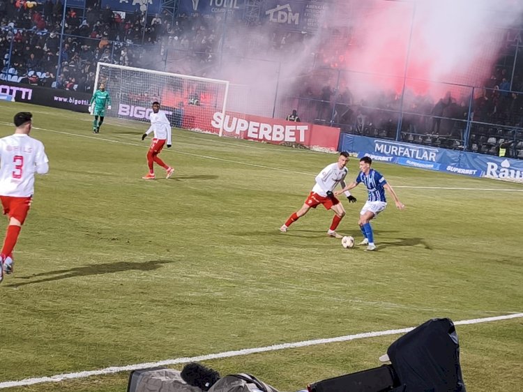 Superliga, Etapa 25: Farul - Dinamo 2-3 (1-1)