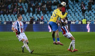 Analiză Superliga: De ce nu marchează Farul cu capul?