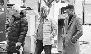 Ianis Zicu şi Denis Alibec au transmis mesaje pentru familia Lucescu