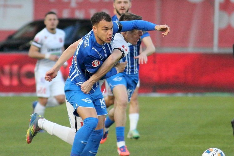 Superliga, play-out, etapa a 4-a:  Farul pierde la Sibiu, Ianis Zicu vrea să renunţe