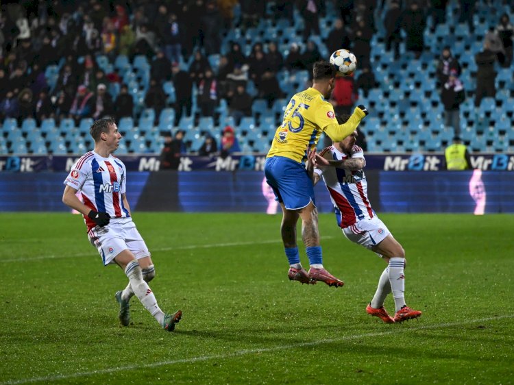 Analiză Superliga: De ce nu marchează Farul cu capul?