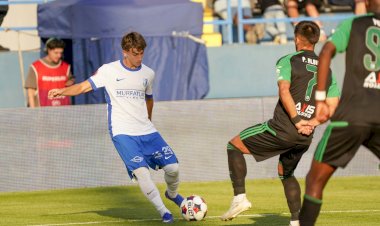 Farul, prima victorie a sezonului: 2-0 cu Corvinul Hunedoara