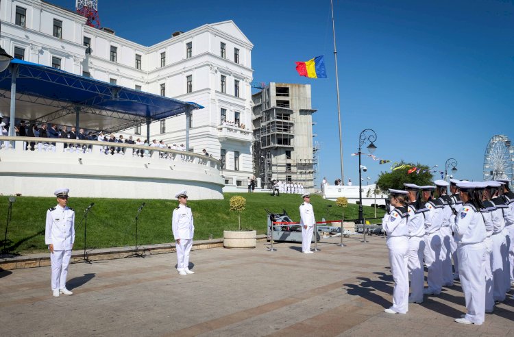 Ziua Marinei Române 2026, sărbătorită la Constanța. Mii de oameni au urmărit manifestările de pe faleză