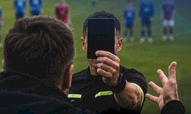 FRF introduce Cartonașul negru pentru combaterea comportamentului abuziv în fotbalul juvenil