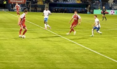 Farul – Oțelul 4-3: Ahlinvi, dublă, și o victorie obținută după ce echipa a condus cu 3-0. Sabău: „O victorie foarte, foarte importantă"