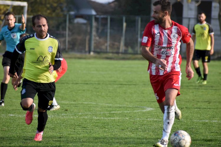Sparta câștigă derby-ul cu Medgidia, Constructorul rămâne lider, iar Eforie reușește prima victorie într-un meci nebun la Topraisar: cronica etapei a X-a a Ligii a IV-a